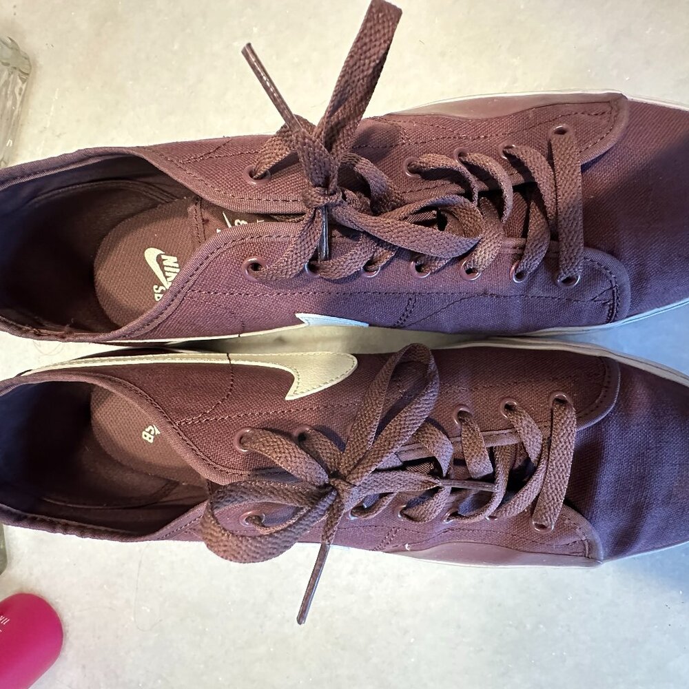 Nike SB (Canvas)